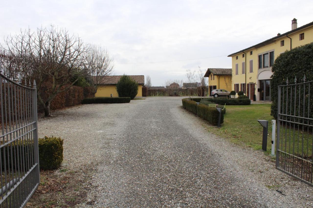 B&B Temenos Parma Eksteriør bilde